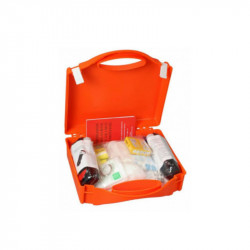 First aid kit in plastic case (conforms to SAM Nr.V-2876)